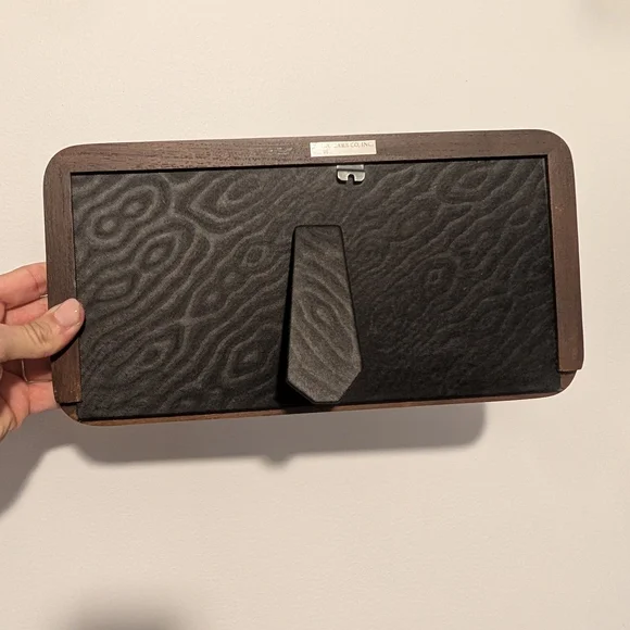 Classic Brown Wooden Photo Frame - Picture 2 of 4